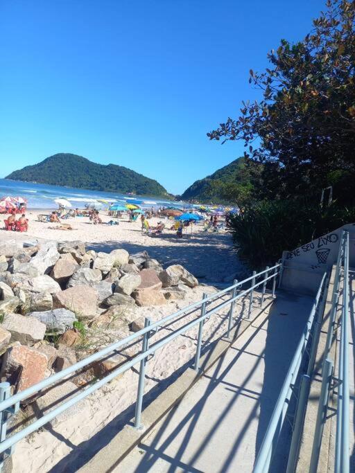 Apto Praia Do Tombo Guarujá Exterior photo